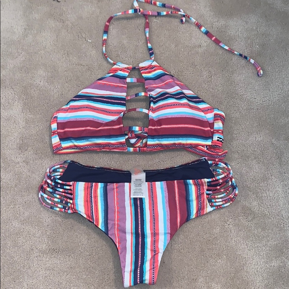 Multicolor BillaBong Bikini Set